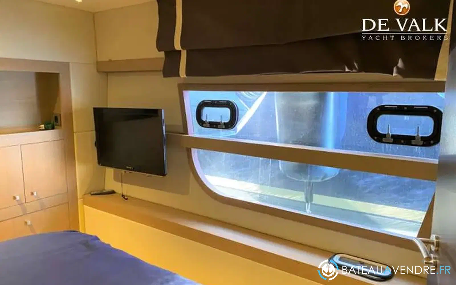 slider 25 Fountaine Pajot Queensland 55