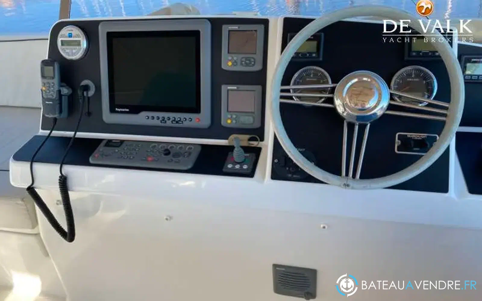 slider 7 Fountaine Pajot Queensland 55