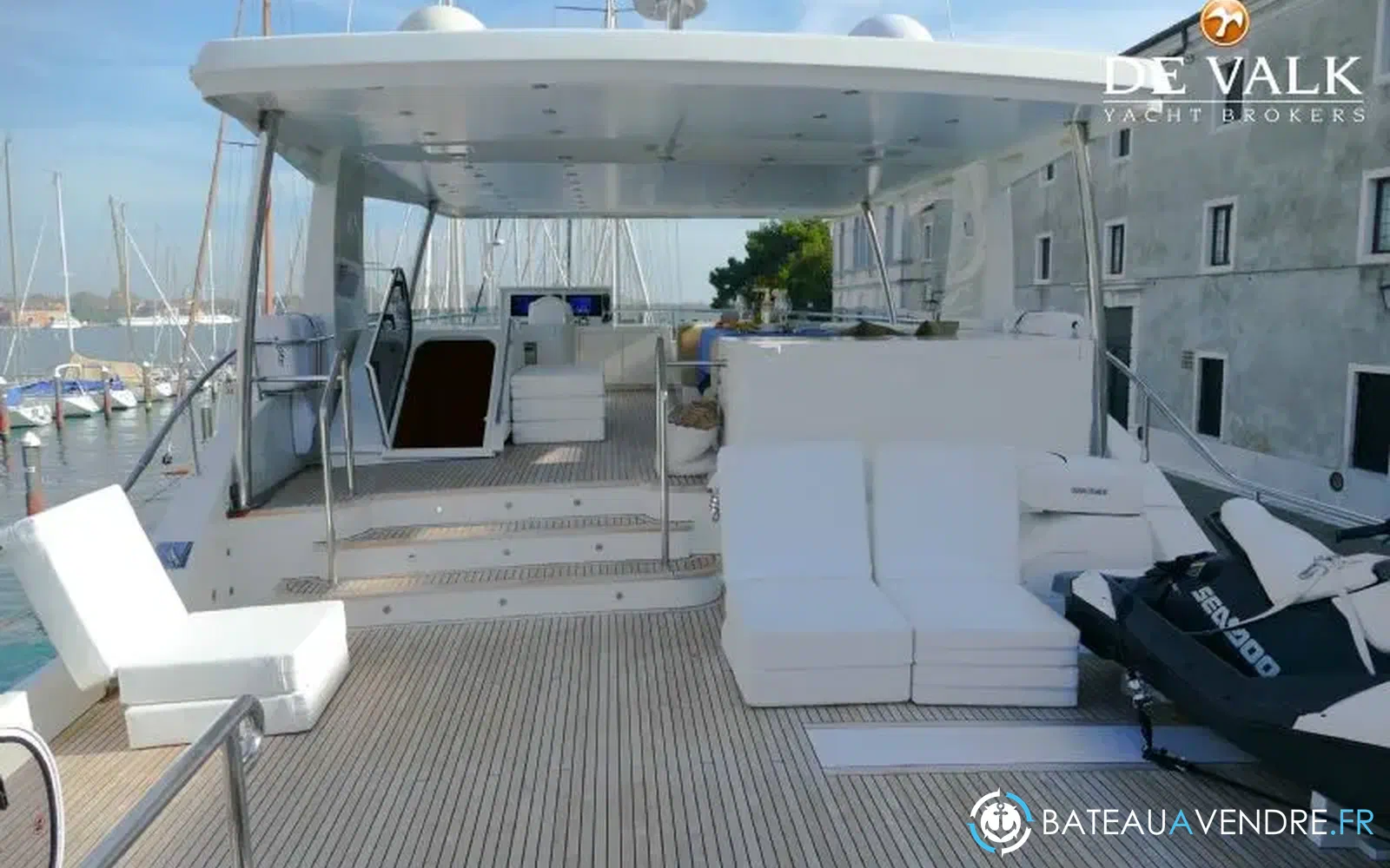 slider 9 Favaro Yachts Explorer 76