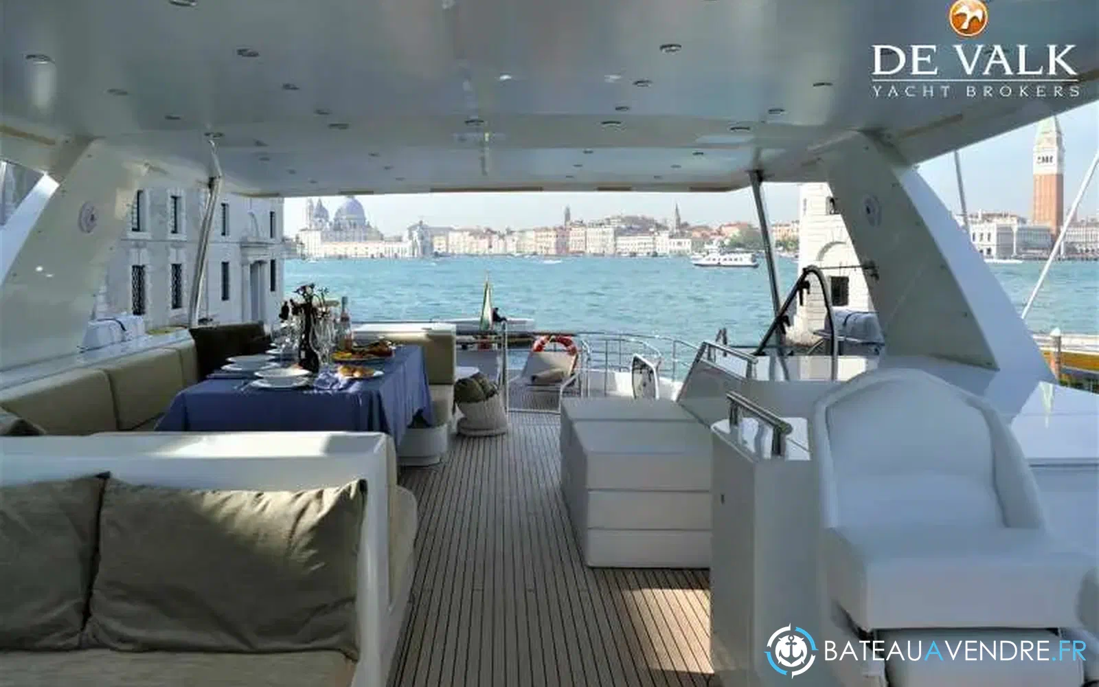 slider 15 Favaro Yachts Explorer 76