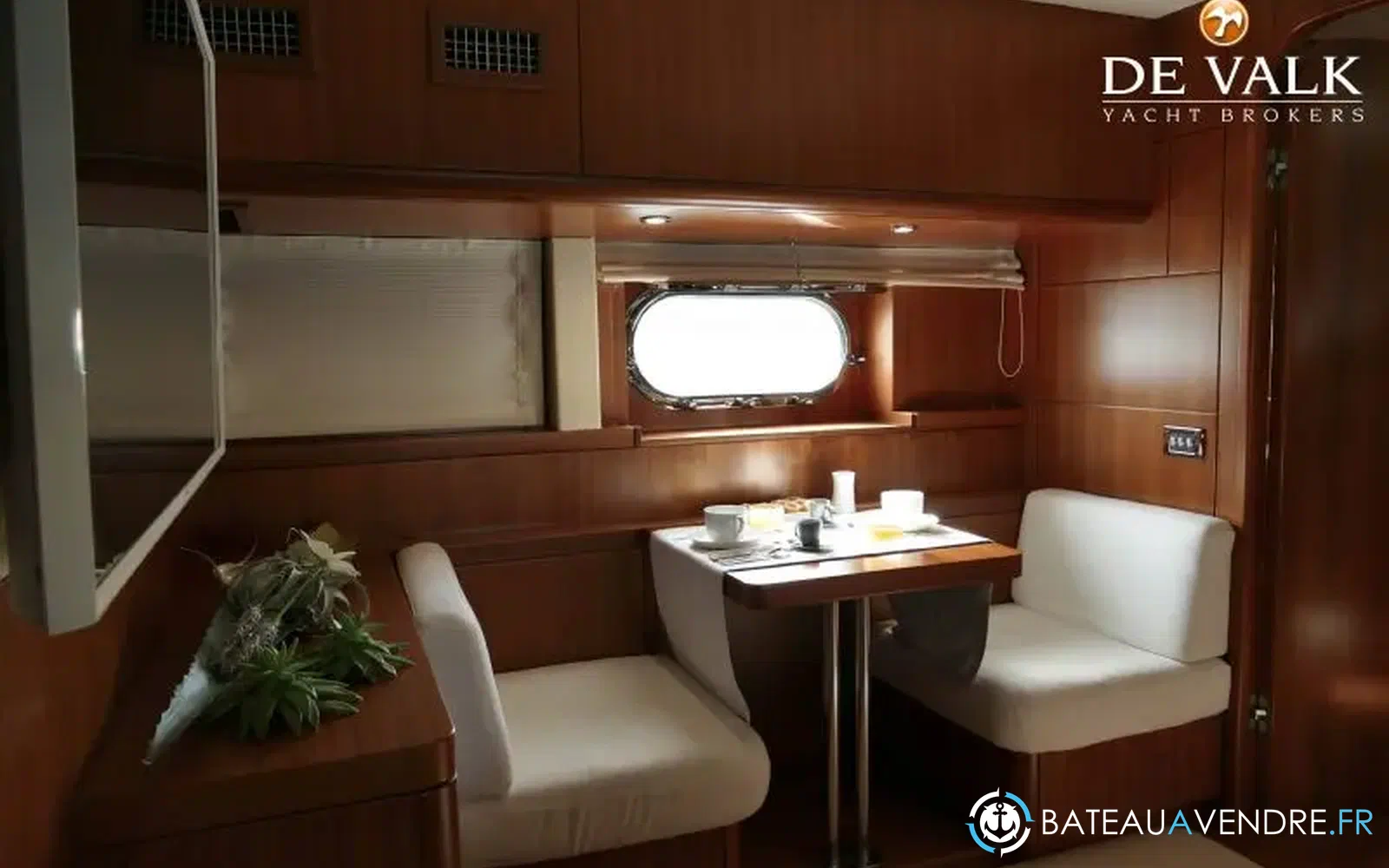 slider 27 Favaro Yachts Explorer 76