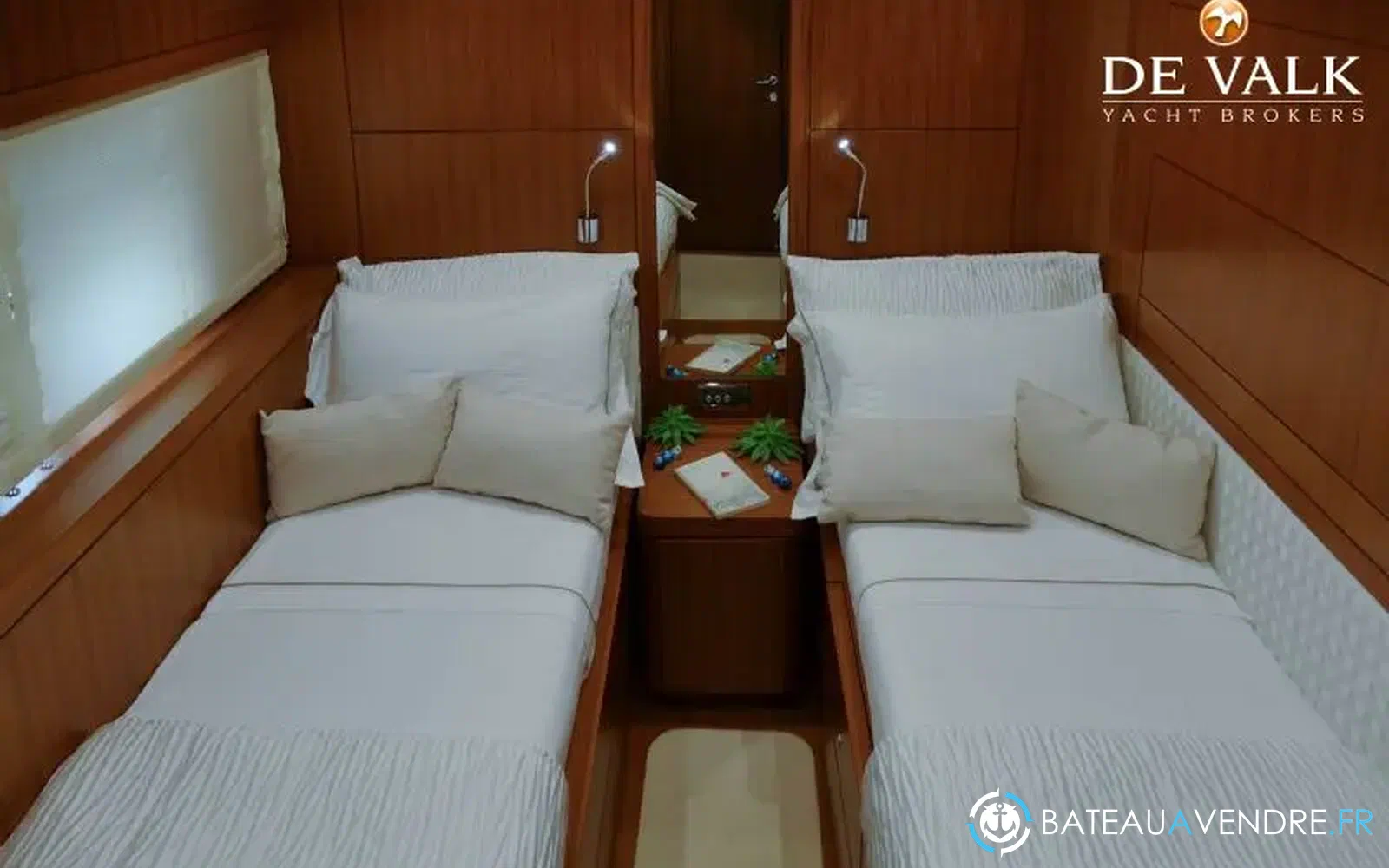 slider 32 Favaro Yachts Explorer 76