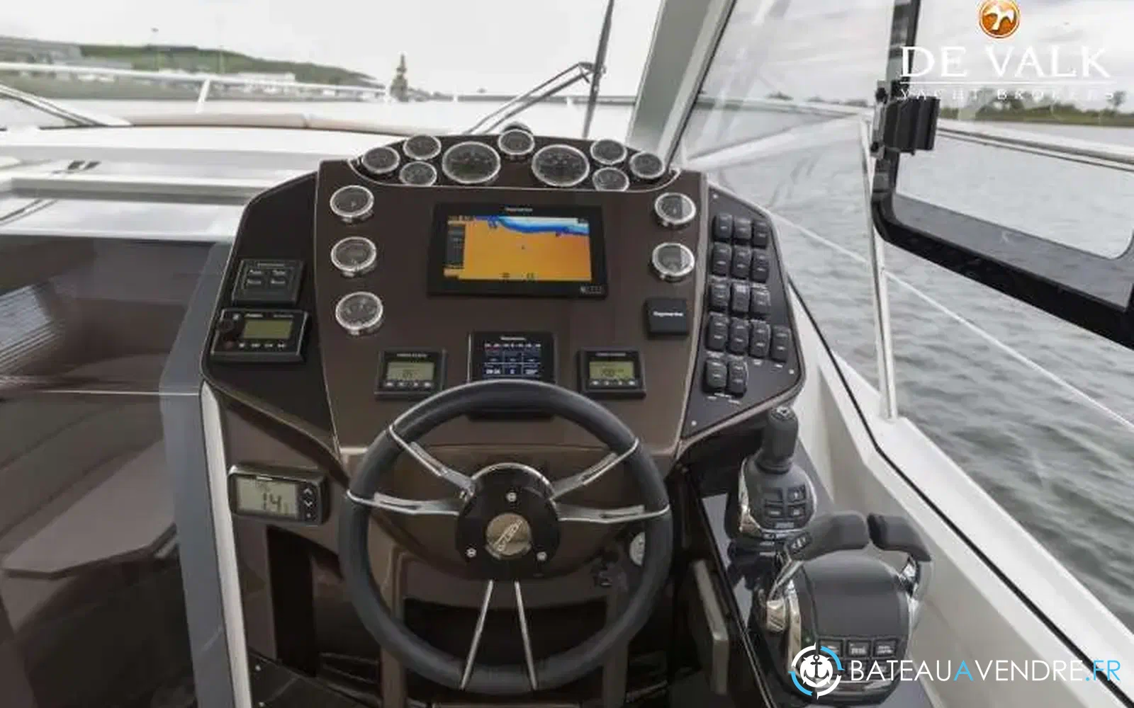 slider 5 Galeon 335 HTS