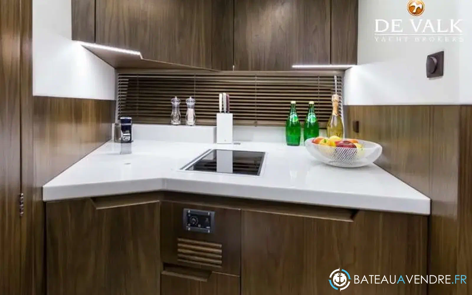 slider 8 Galeon 335 HTS