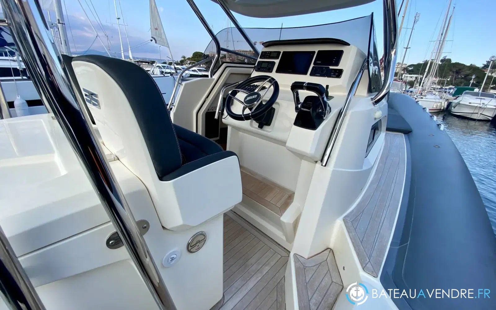 slider 13 Joker Boat Clubman 35
