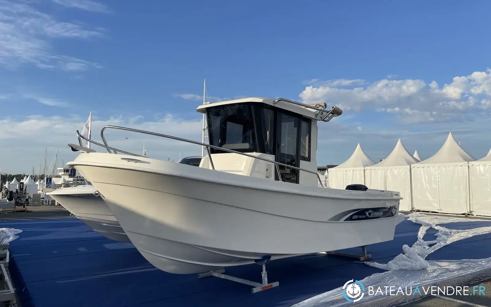 slider 9 Sabor 600 Cabin