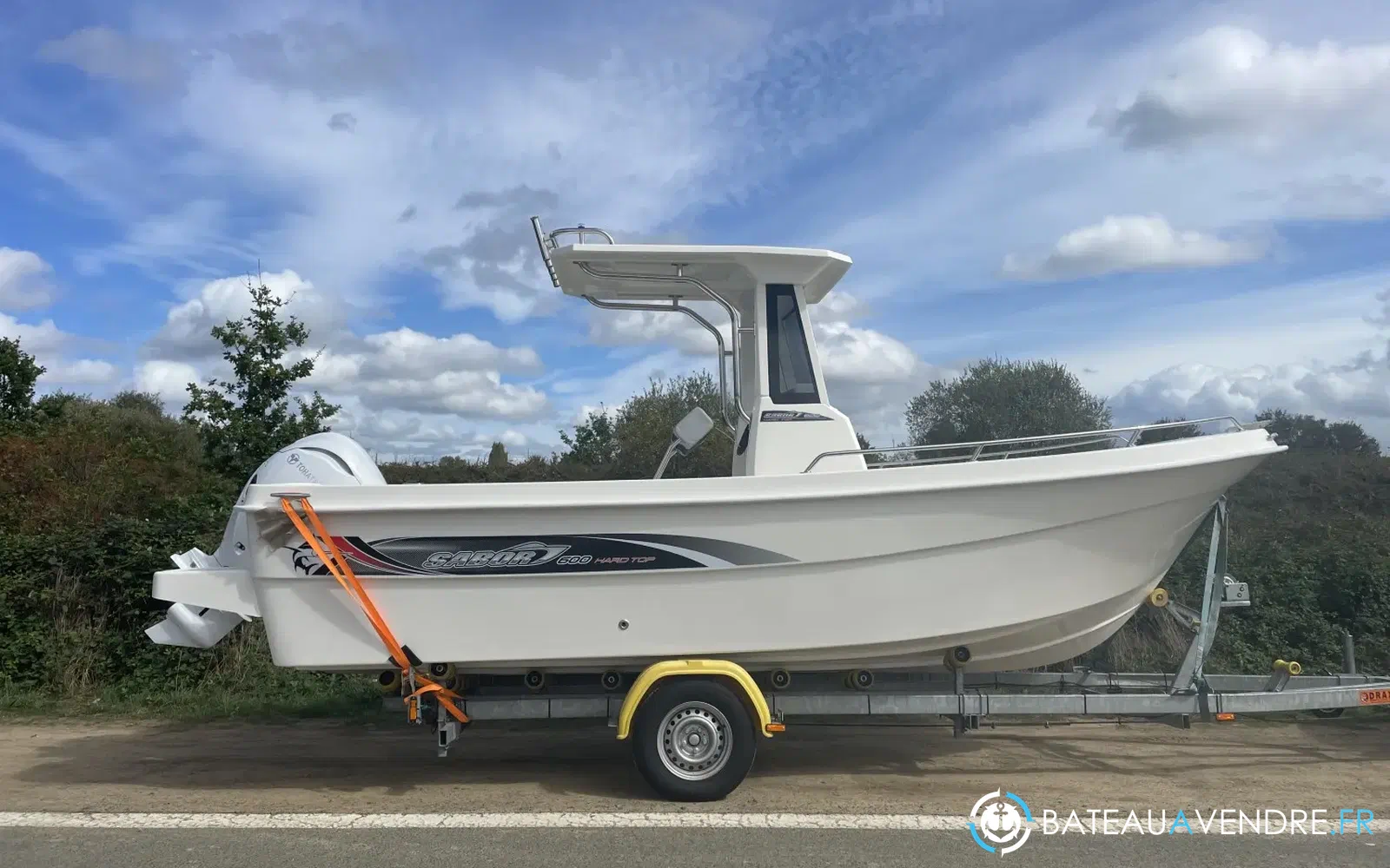 slider 12 Sabor 600 Cabin