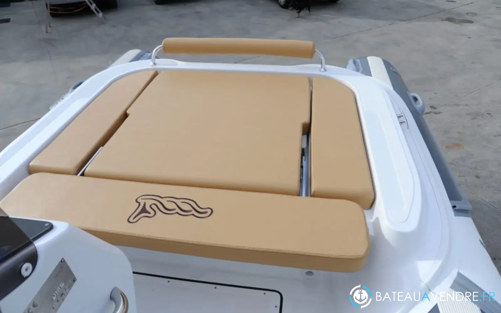 slider 4 MV Marine 620