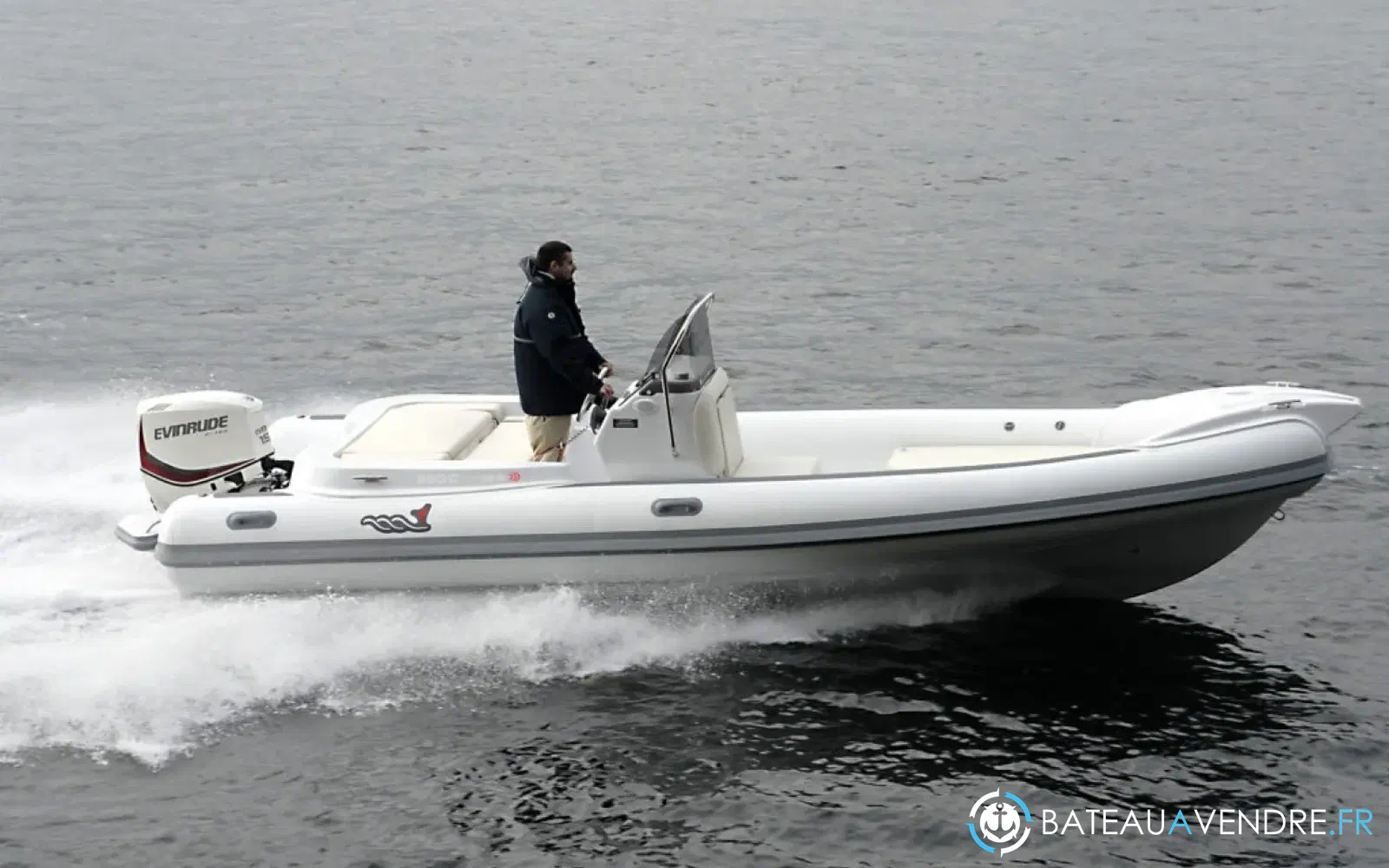 slider 0 MV Marine 650