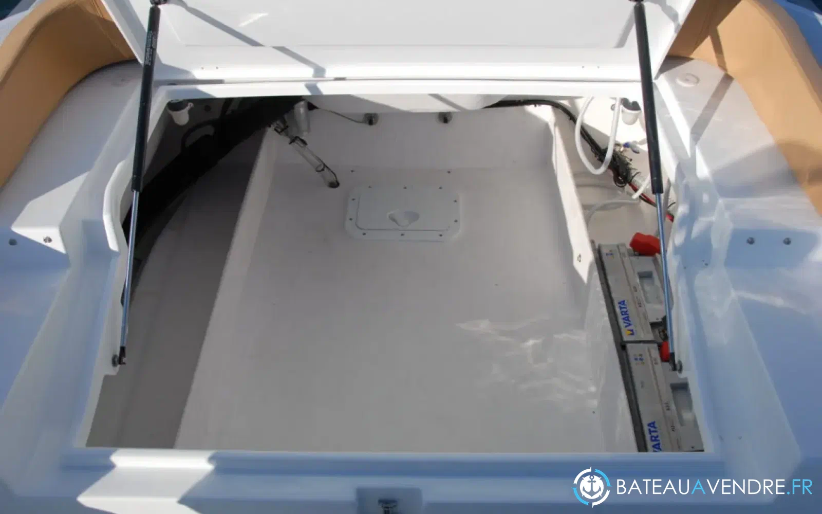 slider 7 MV Marine 650