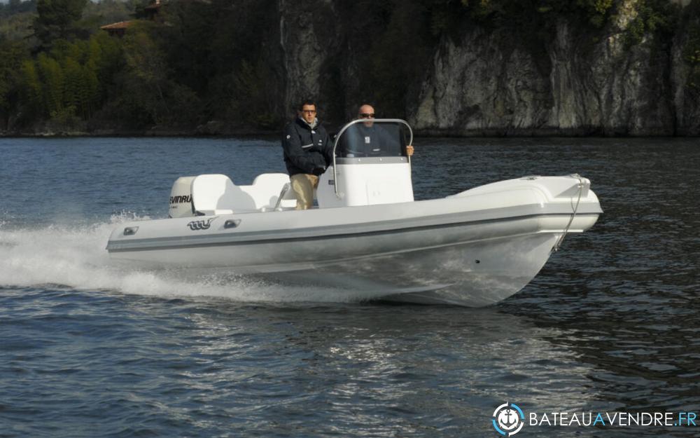 MV Marine 700 photo de présentation