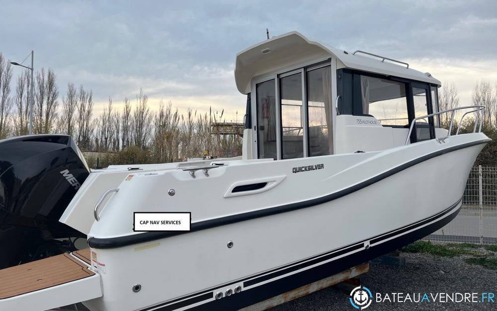 Quicksilver 755 Pilothouse exterieur photo de présentation