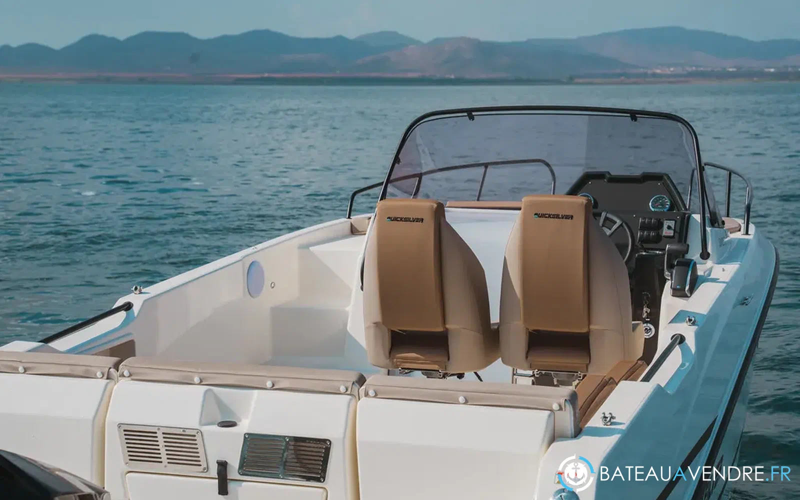 slider 6 Quicksilver Activ 755 Sundeck