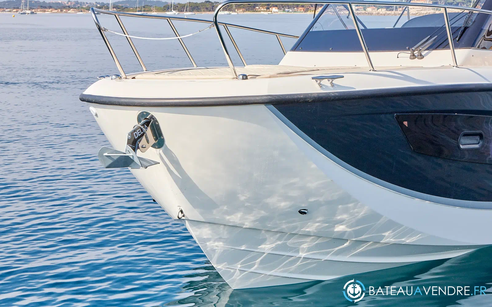 slider 9 Quicksilver Activ 875 Sundeck