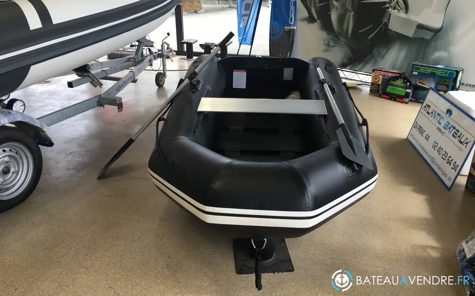slider 0 3D Tender World Travel 235