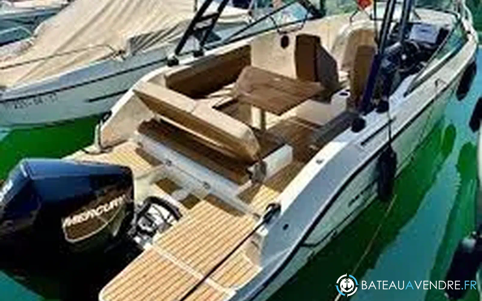 slider 2 Quicksilver 675 Bowrider