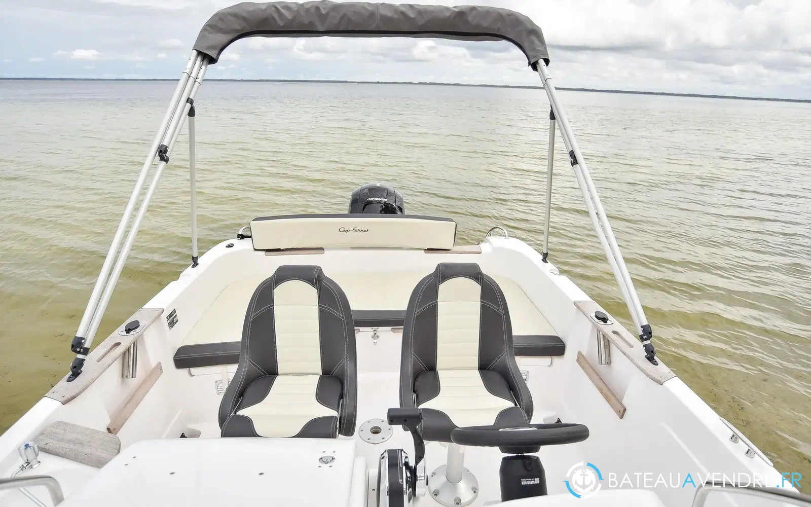 slider 2 B2 Marine 652 Open