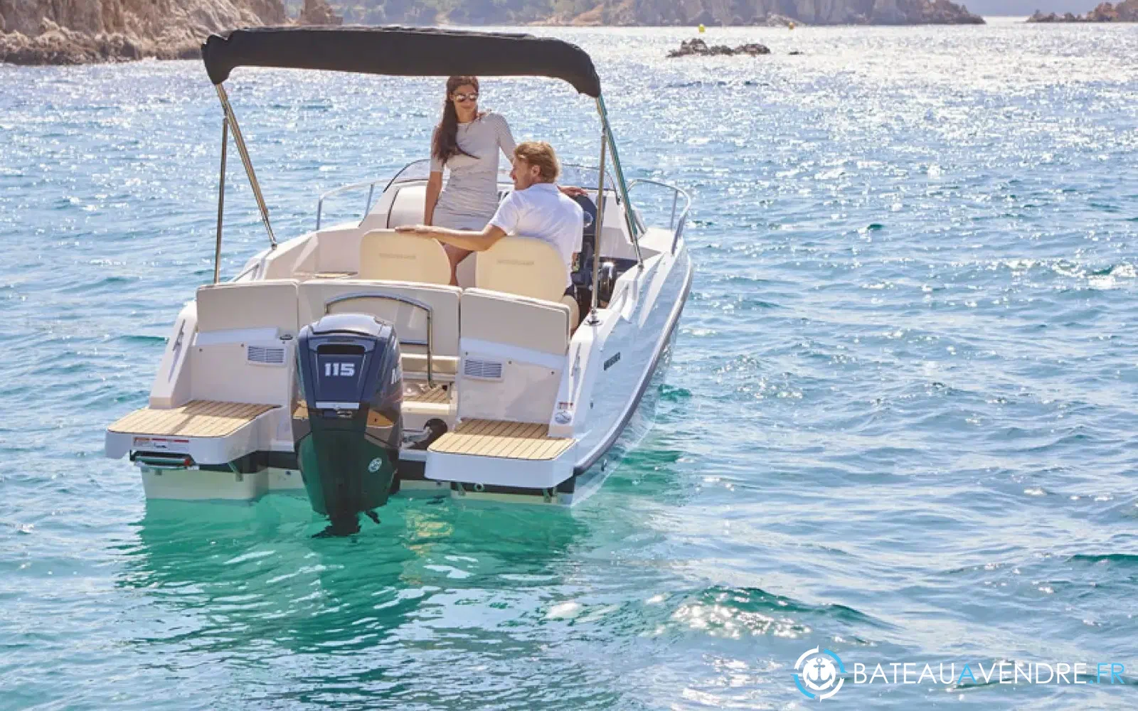 slider 1 Quicksilver Activ 555 Cabin