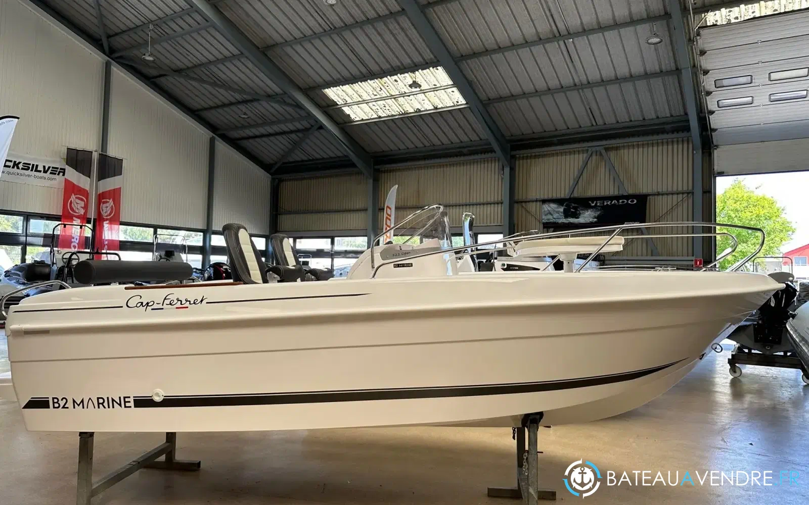 slider 0 B2 Marine Cap Ferret 522 Open