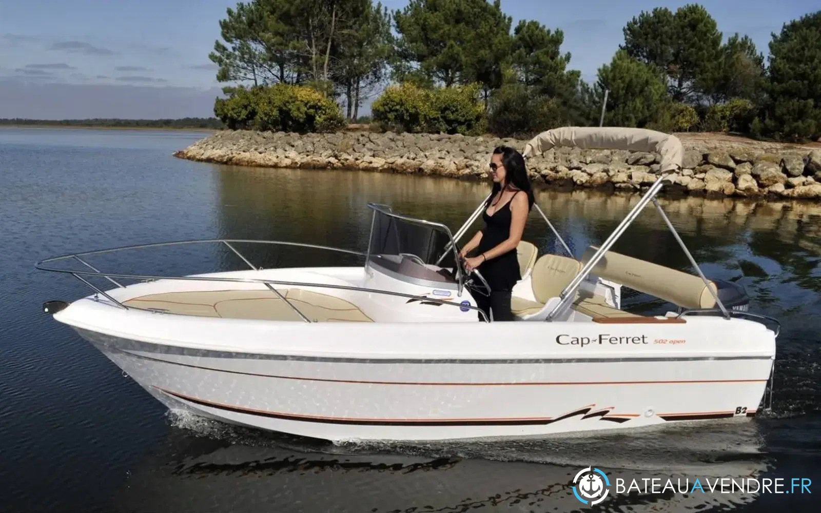 slider 1 B2 Marine Cap Ferret 522 Sun Deck