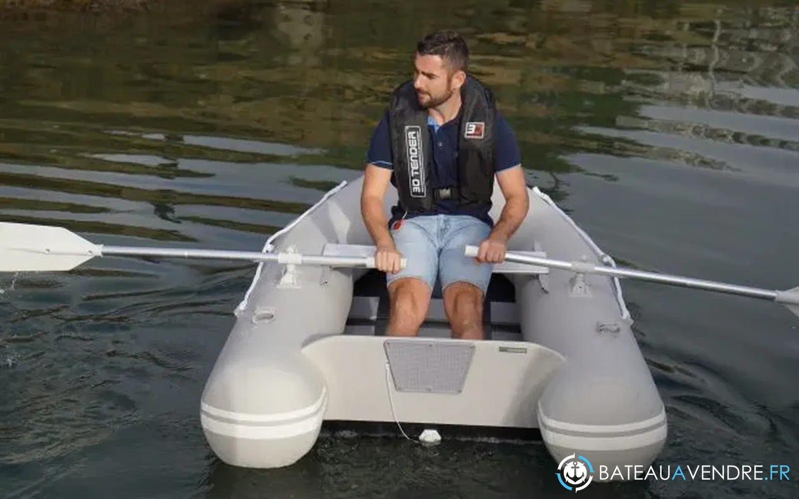 slider 4 3D Tender World Travel 200
