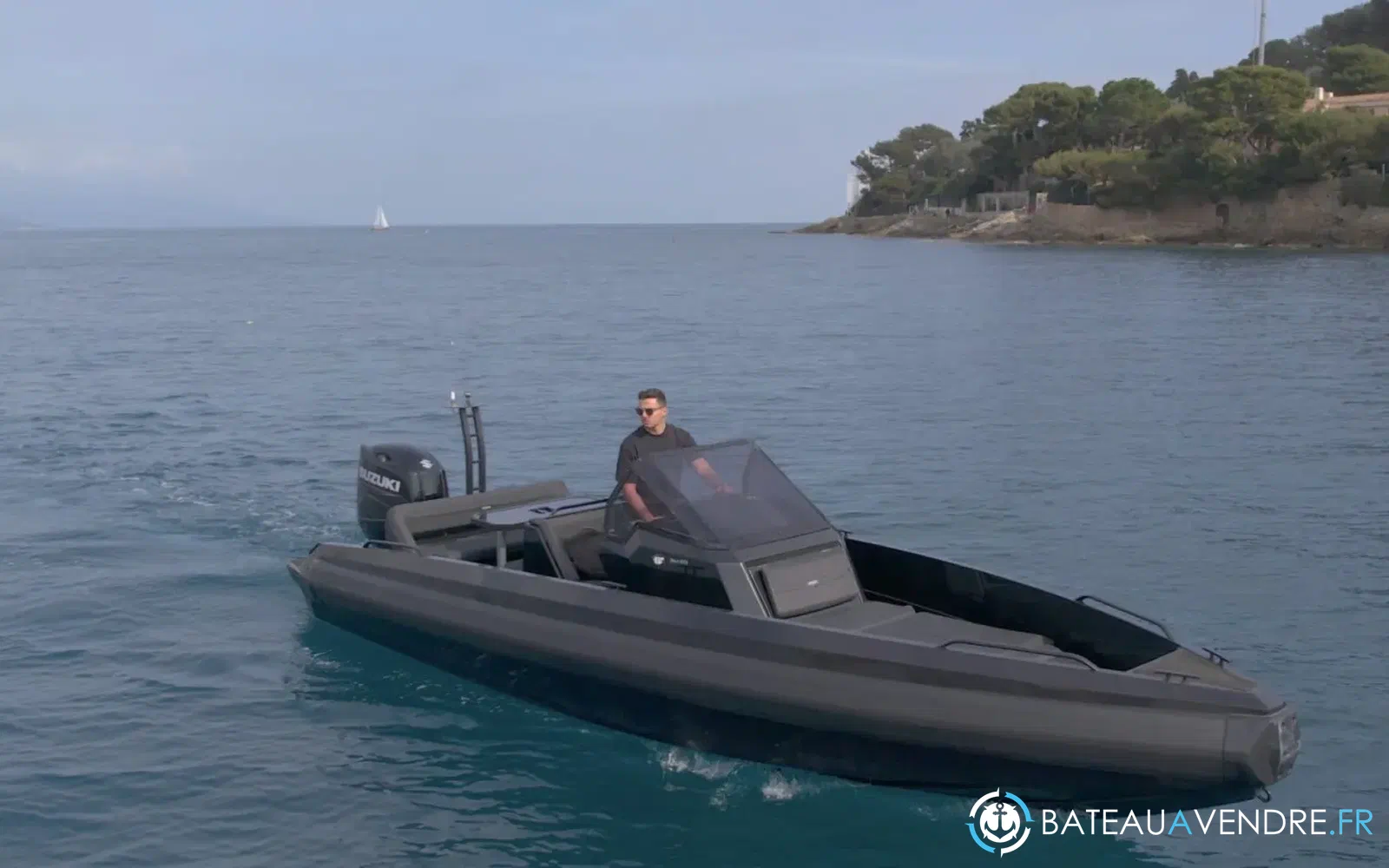 slider 9 Iron Boats 707