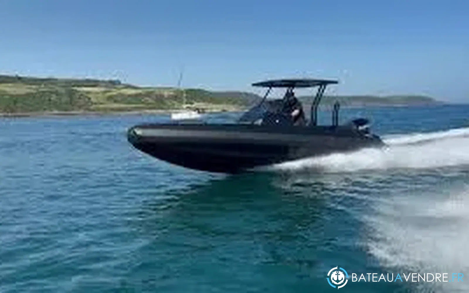 slider 8 Iron Boats 707