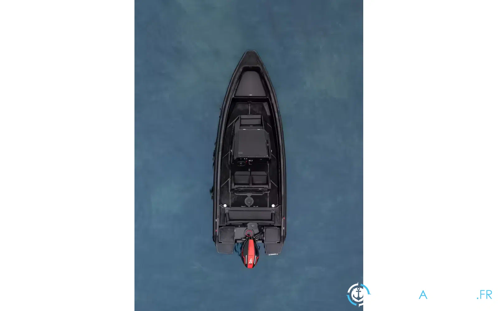 slider 11 Iron Boats 647