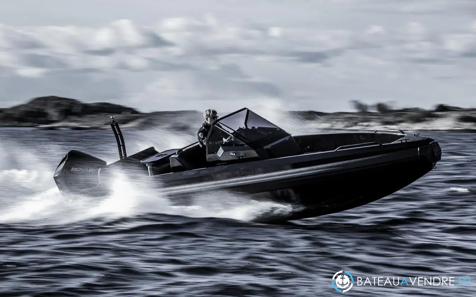 slider 2 Iron Boats 647