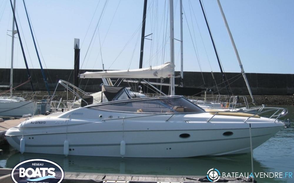 Sessa Marine C32 photo de présentation