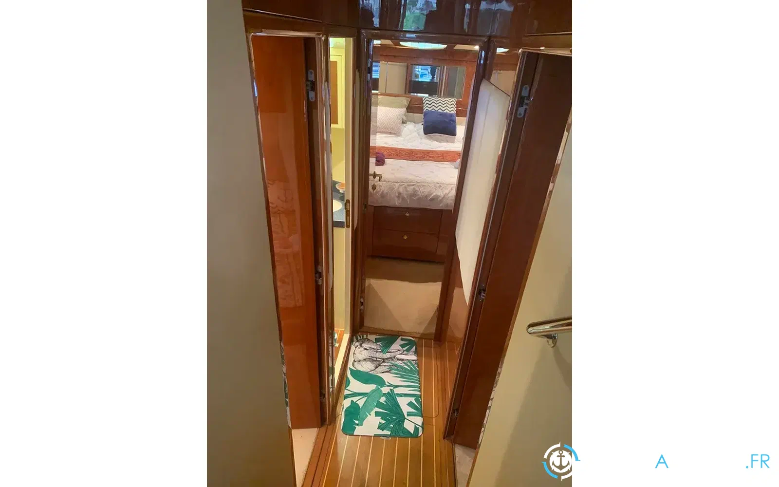 slider 7 Gulf Craft Majesty 50