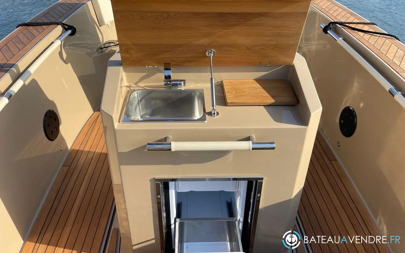 slider 6 Lilybaeum Yacht Levanzo 25