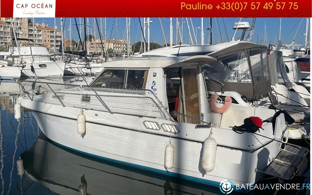 Beneteau Antares 860 photo de présentation