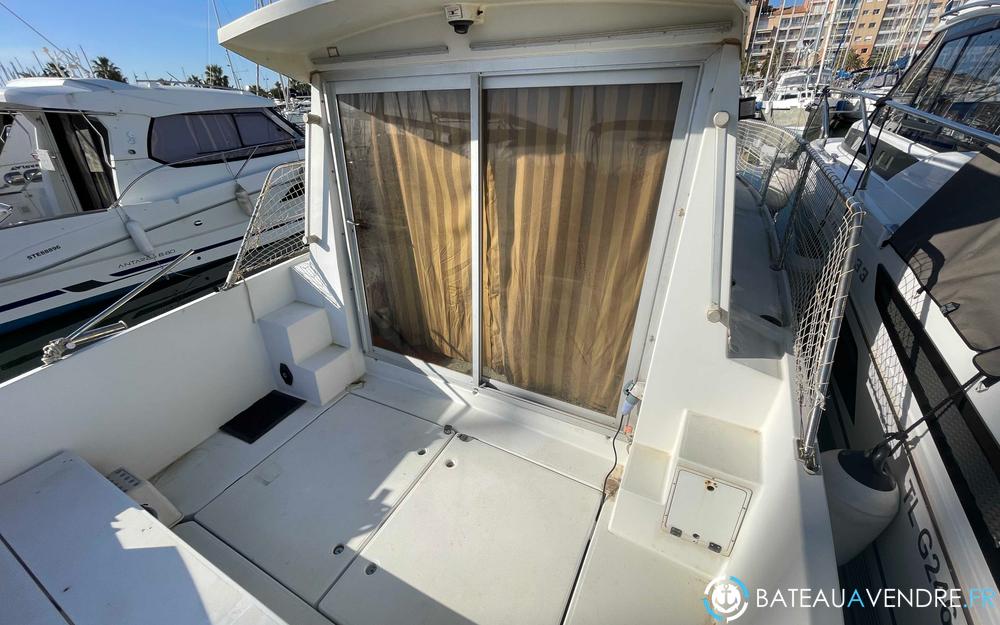 Beneteau Antares 860 photo 4