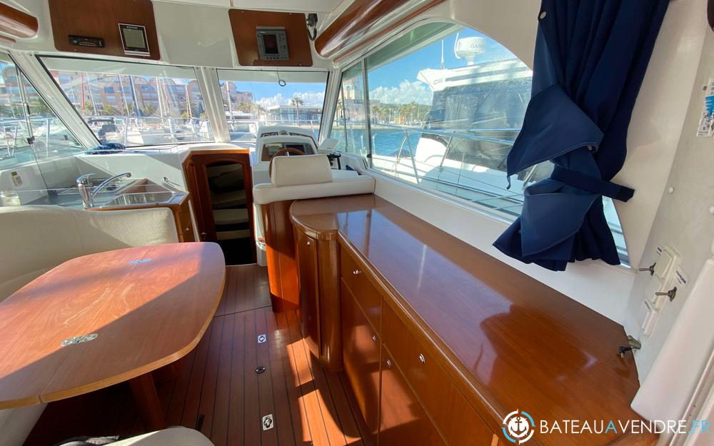 Beneteau Antares 980 Fly photo 2