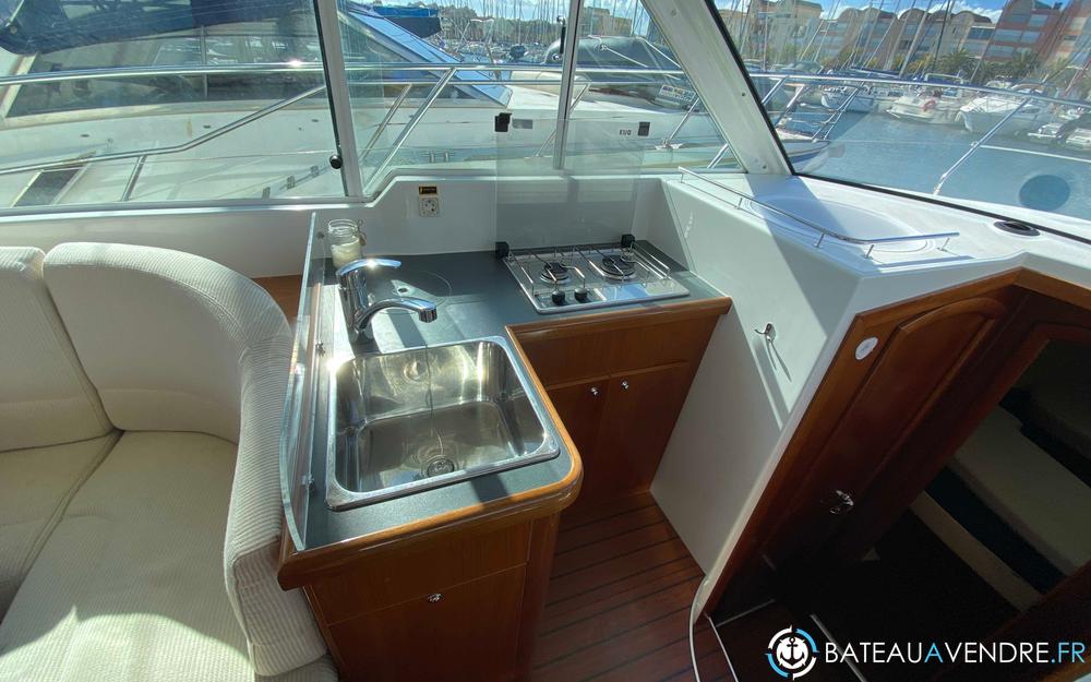 Beneteau Antares 980 Fly photo 3