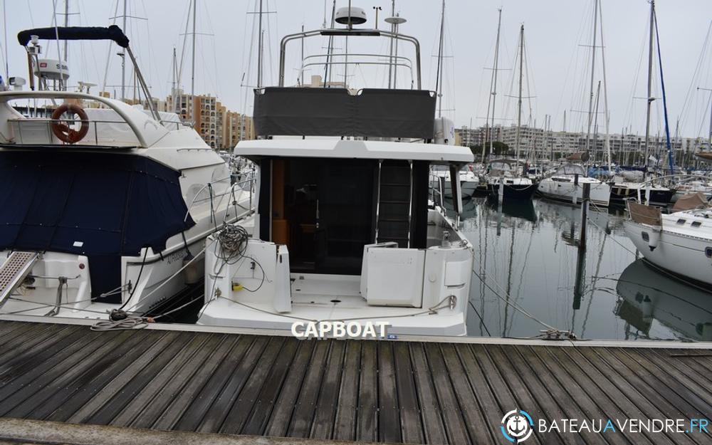 Beneteau Swift Trawler 35 exterieur photo de présentation