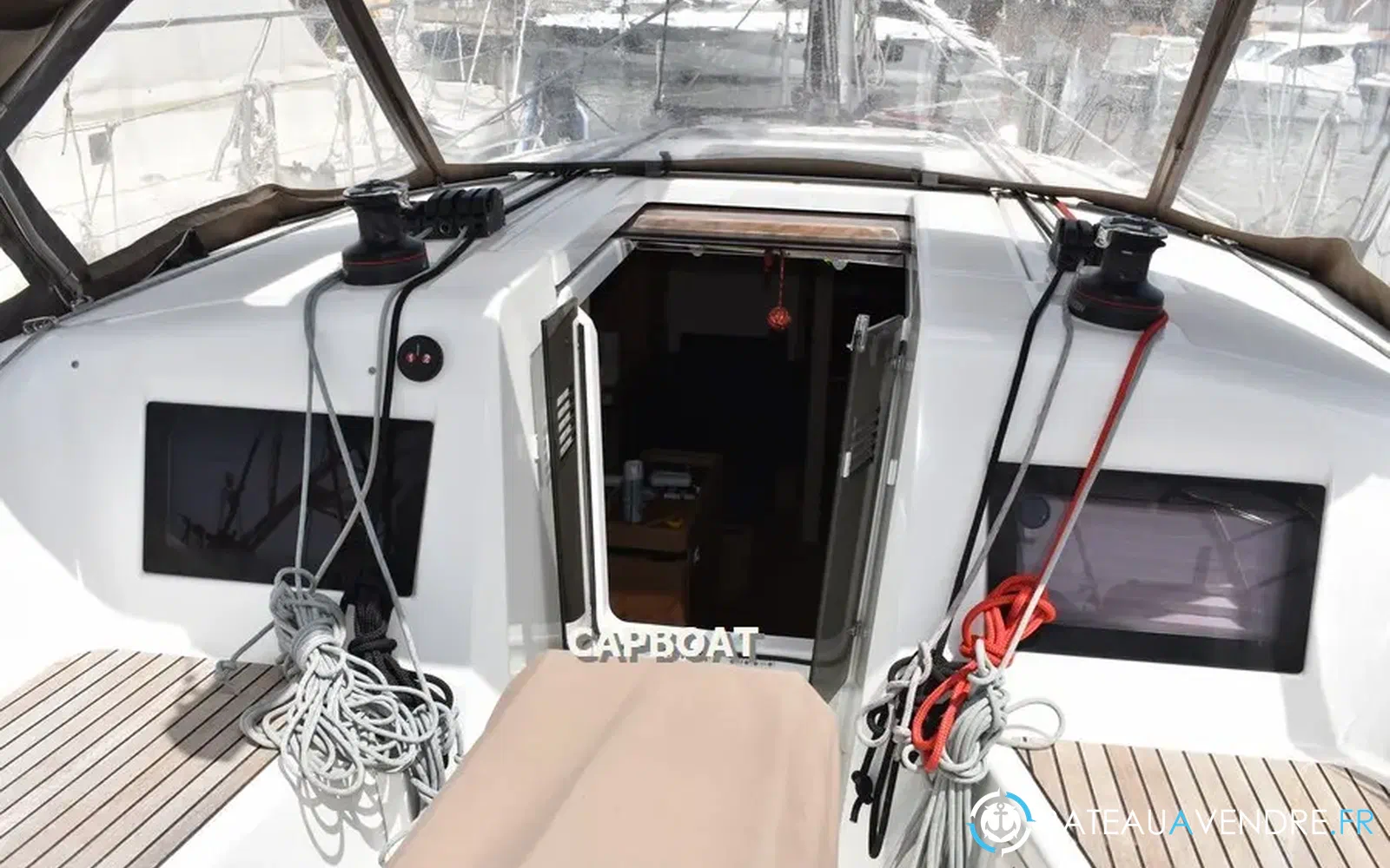 slider 13 Jeanneau Sun Odyssey 410
