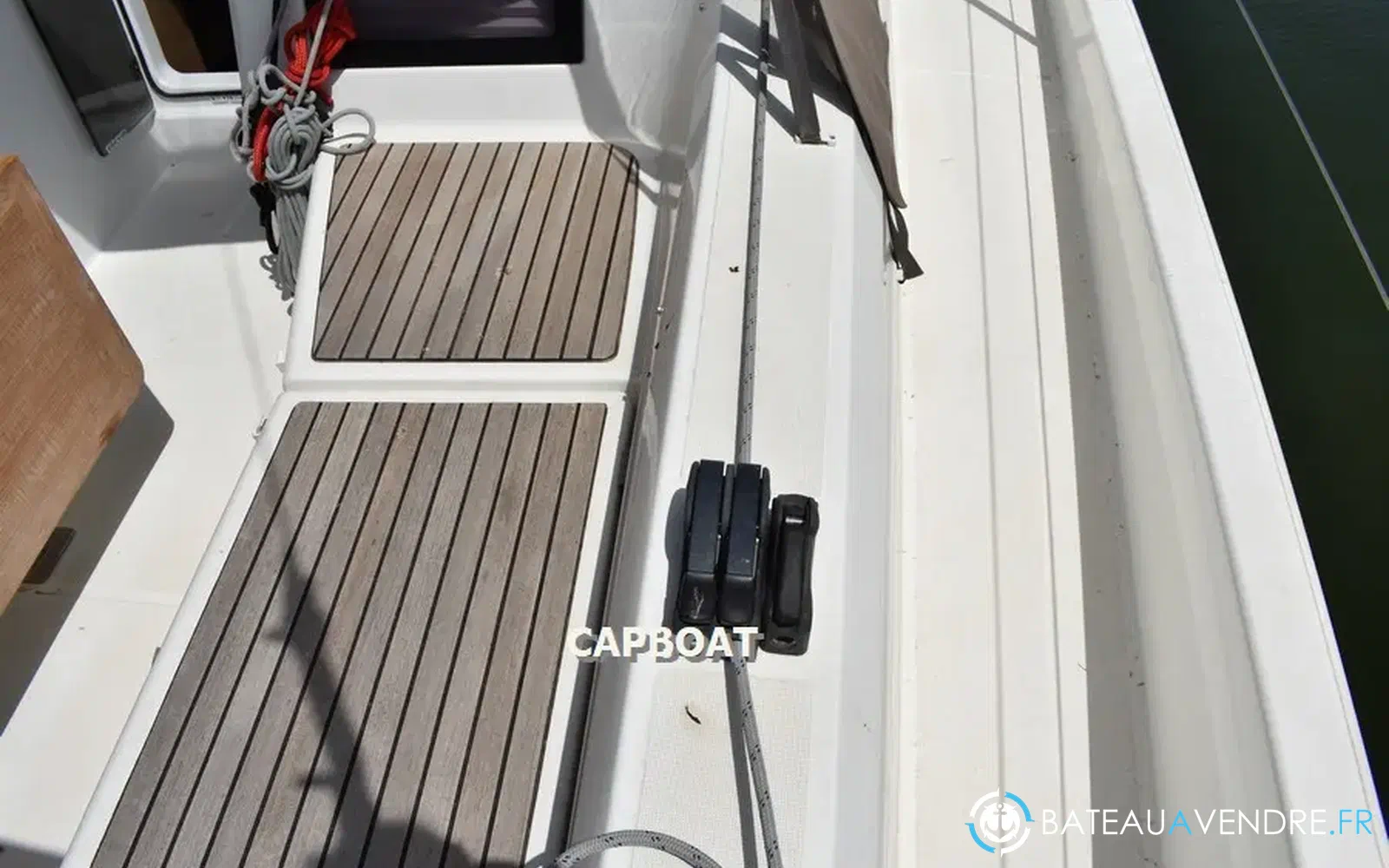 slider 19 Jeanneau Sun Odyssey 410
