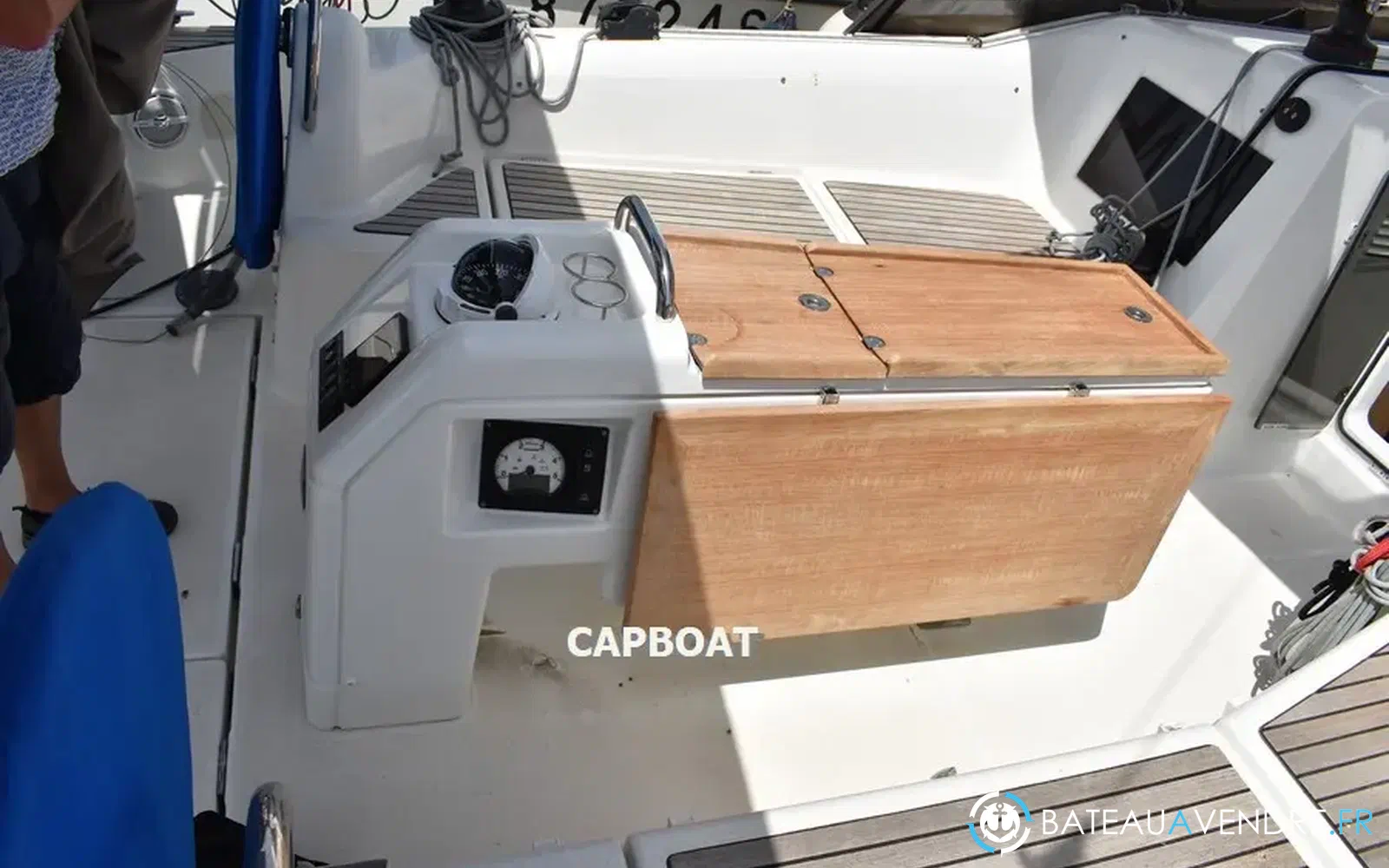 slider 20 Jeanneau Sun Odyssey 410