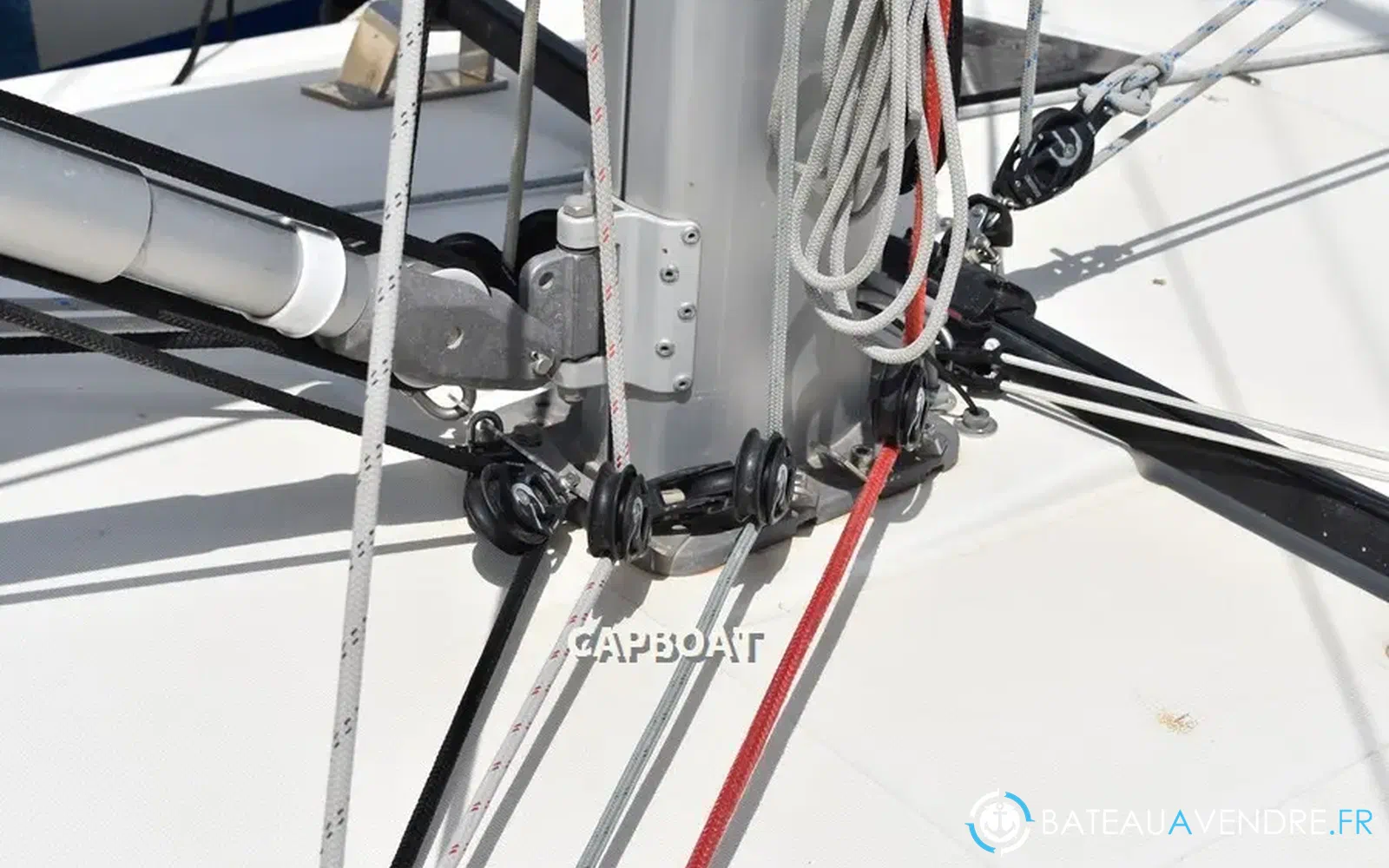 slider 23 Jeanneau Sun Odyssey 410