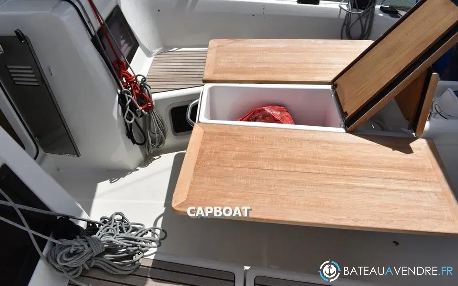 slider 32 Jeanneau Sun Odyssey 410