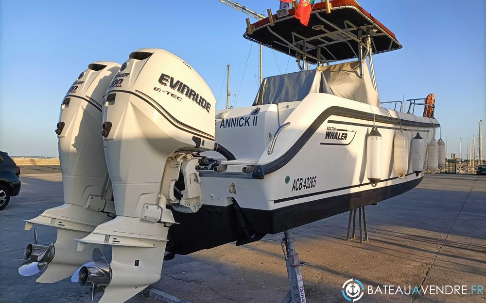 Boston Whaler 26 Outrage photo 3