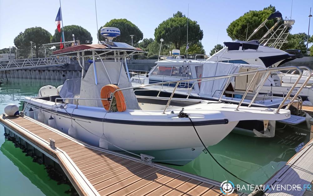 Boston Whaler 26 Outrage photo 5