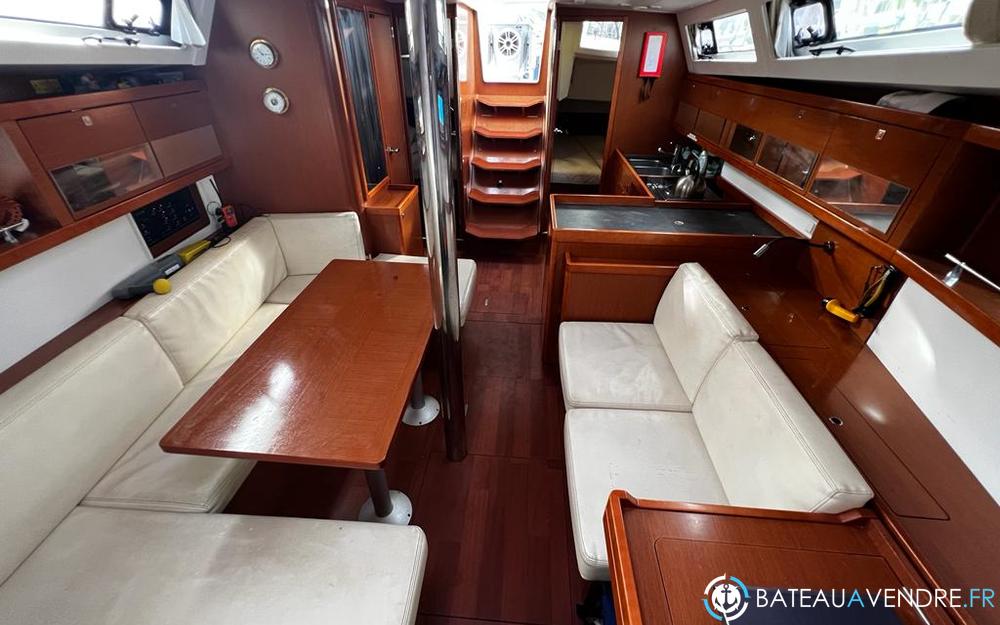 Beneteau Oceanis 41 interieur photo 3