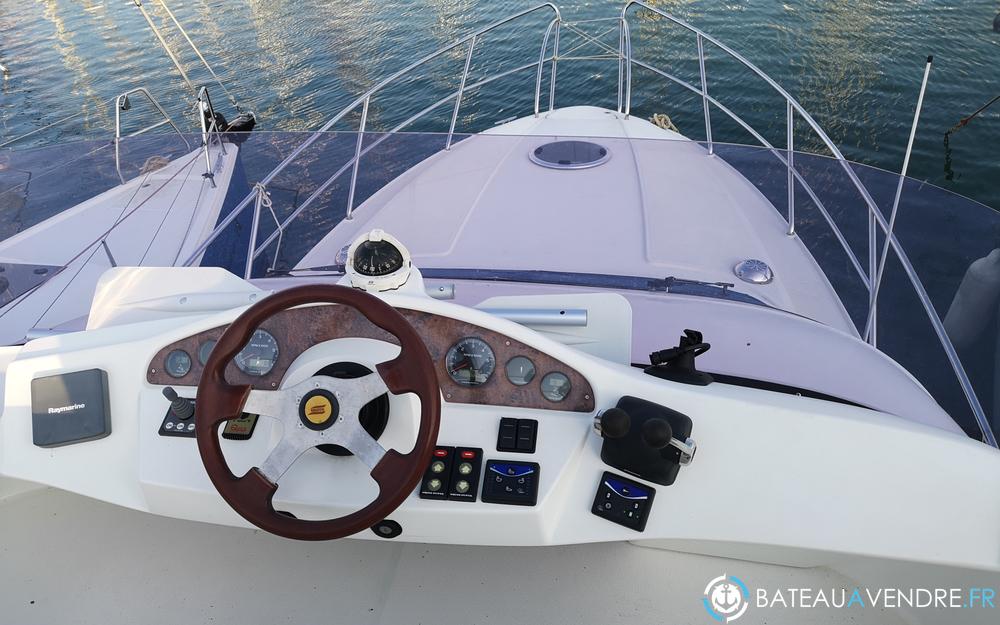 Galeon 330 Fly electronique / cockpit photo 5