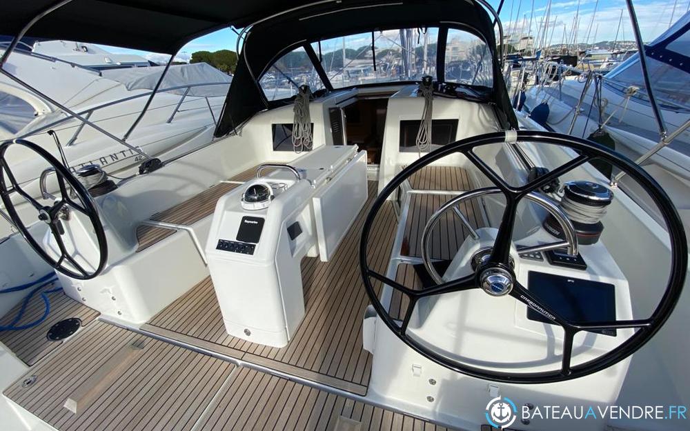 Jeanneau Sun Odyssey 410 electronique / cockpit photo de présentation