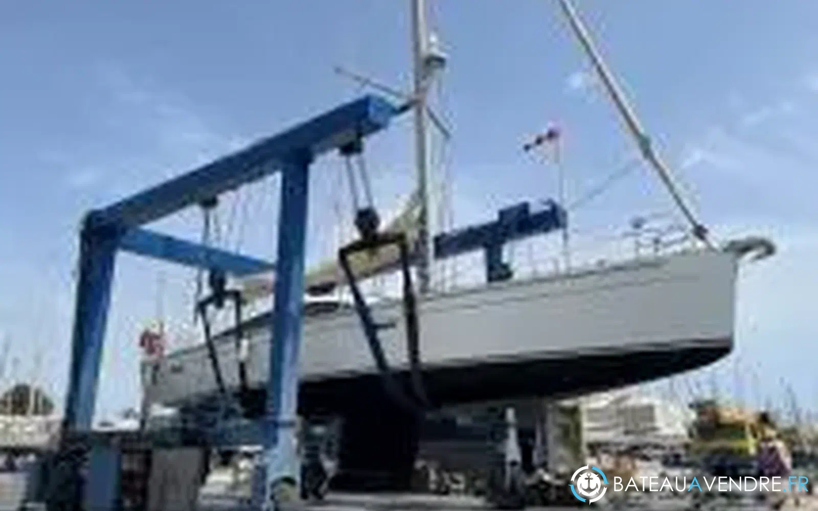 slider 0 Wauquiez Pilot Saloon 55