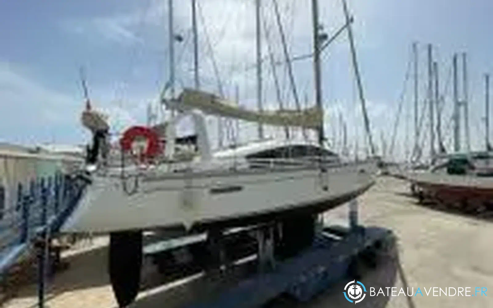 slider 1 Wauquiez Pilot Saloon 55