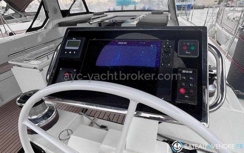 Beneteau Oceanis 55.1 electronique / cockpit photo 5